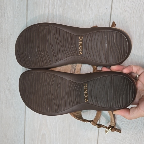 Vionic Women Kirra T strap Thong Leather Sandals Flats shoes sz 7 - Picture 8 of 11